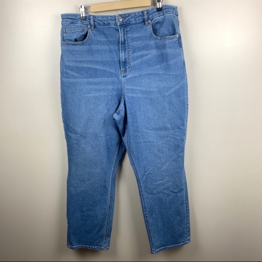 American Eagle Curvy Mom Jeans size 18